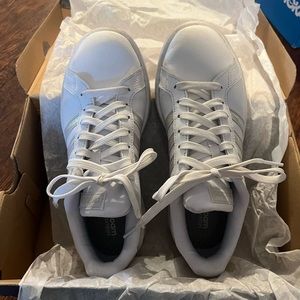 Adidas Grand Court Tennis Shoe